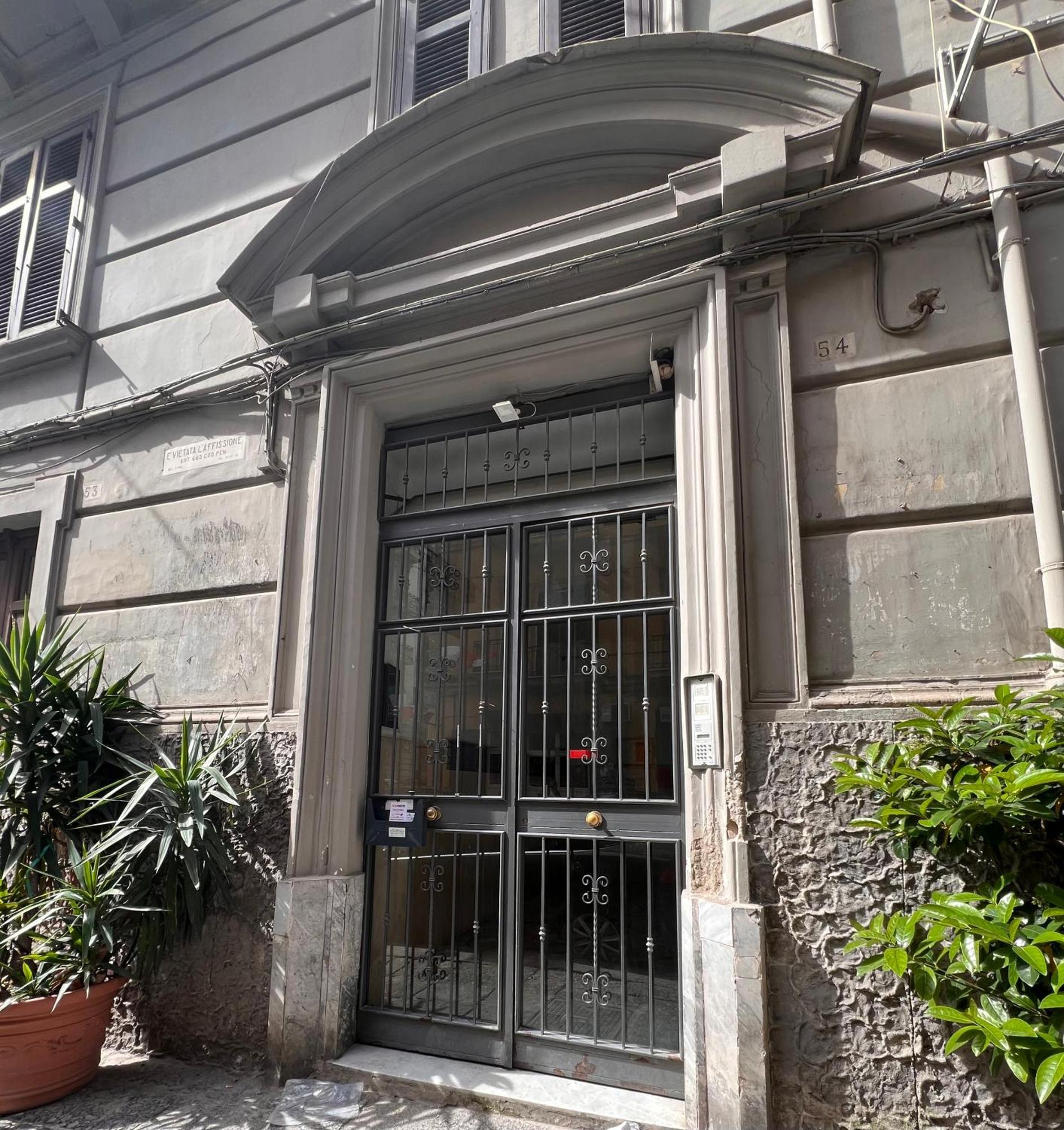 Casa Tua Al Centro Di Napoliアパートメント エクステリア 写真