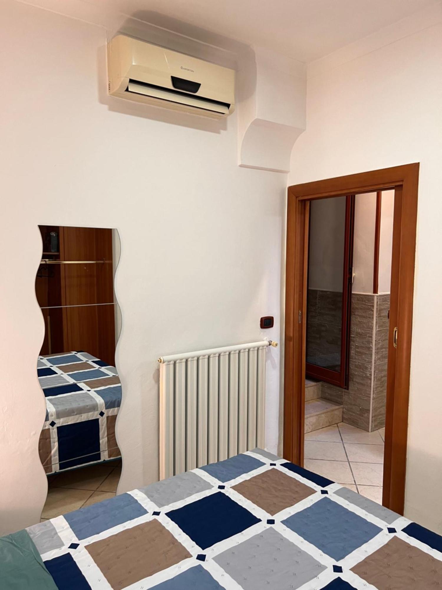 Casa Tua Al Centro Di Napoliアパートメント エクステリア 写真